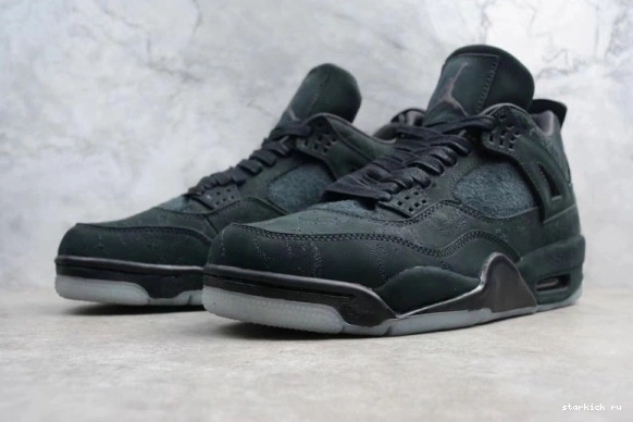 930155-001 'KAWS' Air Retro 4 930155-001 JORDAN  KAWS 0922